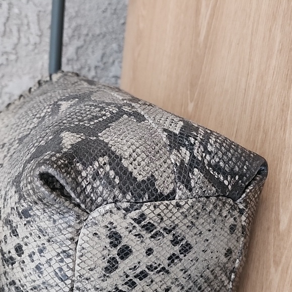 Tory Burch | Slouchy Marion Python Tote Bag Gray - Picture 7 of 15